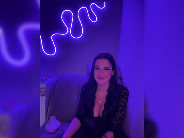 NikaXXXlika webcam