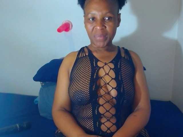 CURVEBABY webcam