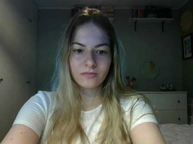 RosieJune webcam