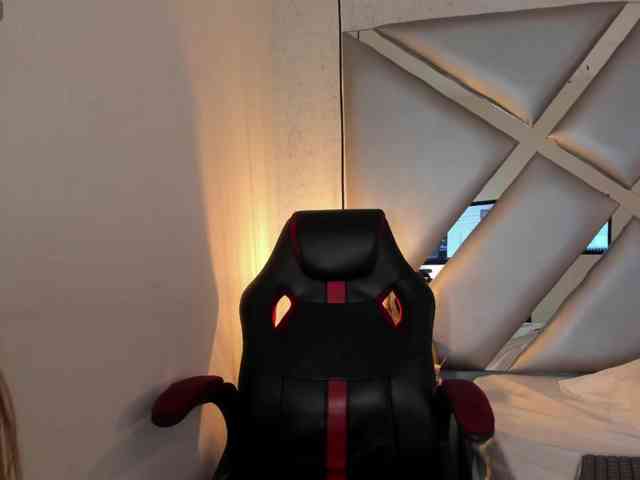 CRISTALEVANS-VC webcam