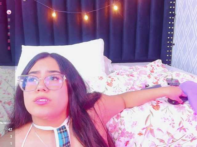 Daddyfavouritegirl webcam