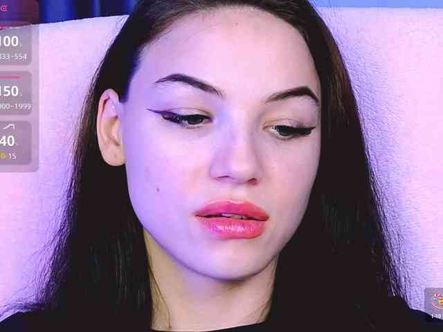 EmilyLuxxxury