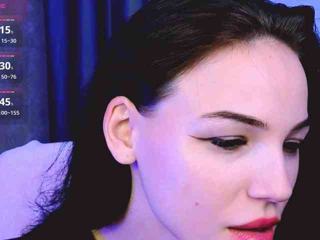 EmilyLuxxxury