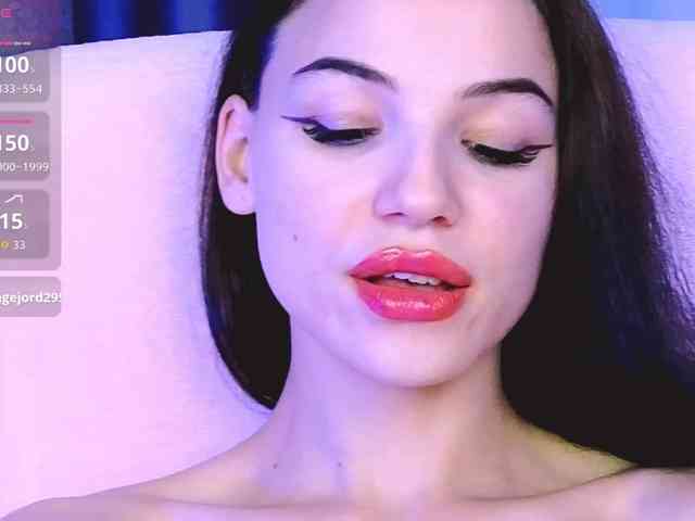 EmilyLuxxxury