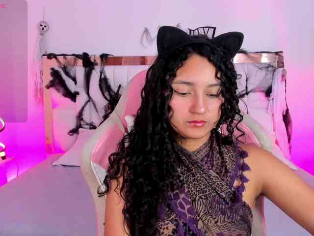 Molly-sweetlove webcam