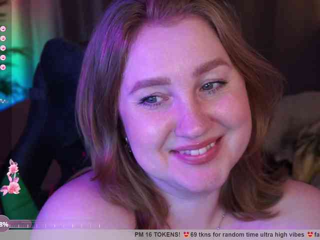 PusssyJuicy webcam