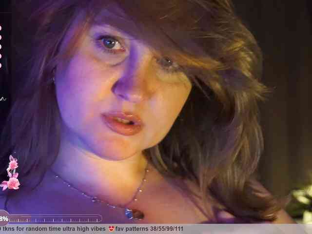 PusssyJuicy webcam