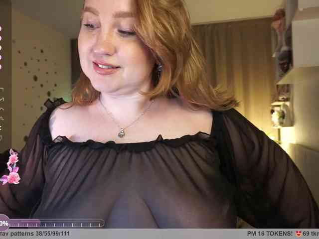 PusssyJuicy webcam