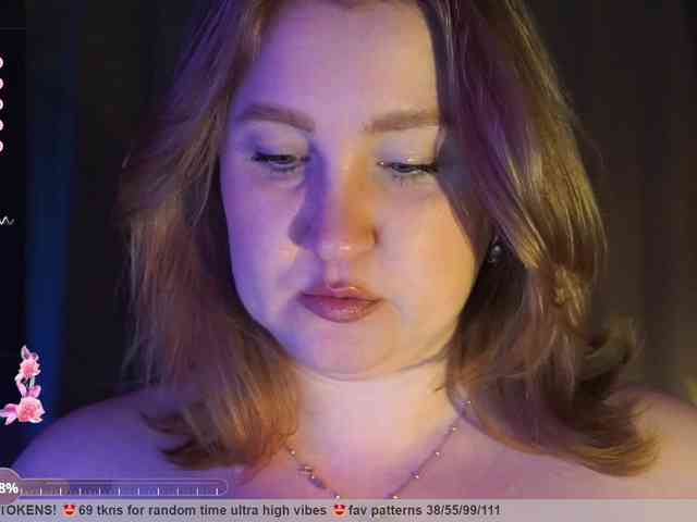 PusssyJuicy webcam