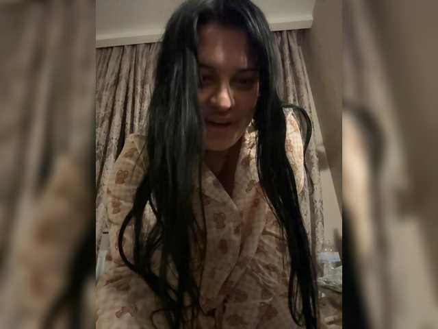 Entra en el chat con el modelo evelineeva evelineeva