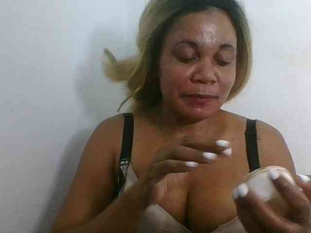 JELLA1 webcam