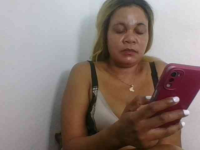 JELLA1 webcam