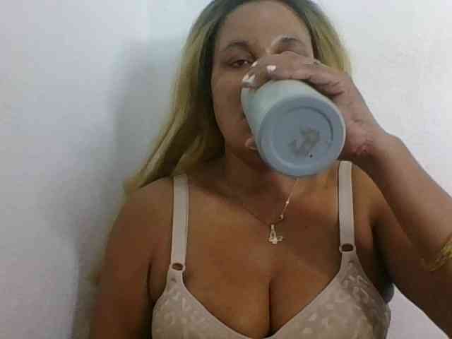 JELLA1 webcam
