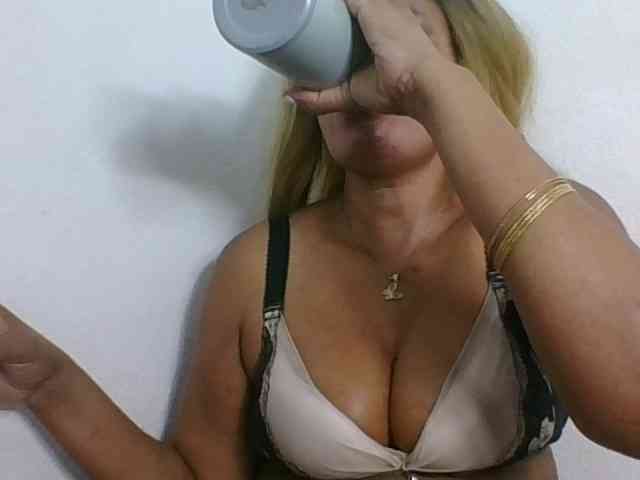 JELLA1 webcam