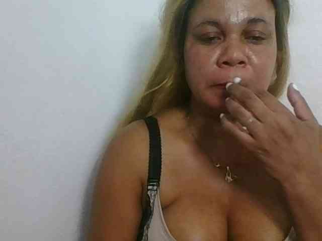 JELLA1 webcam