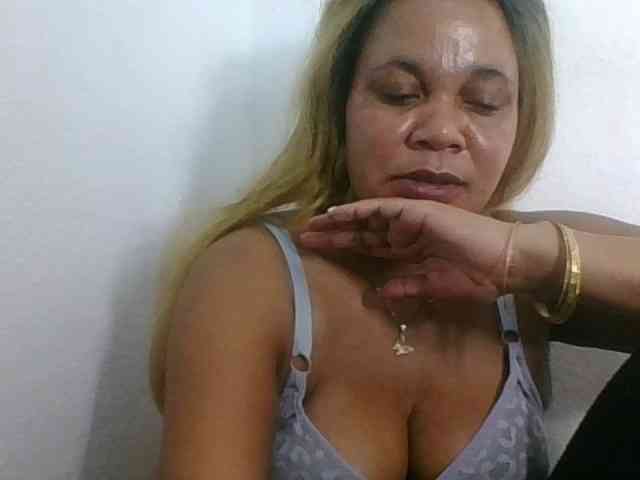 JELLA1 webcam