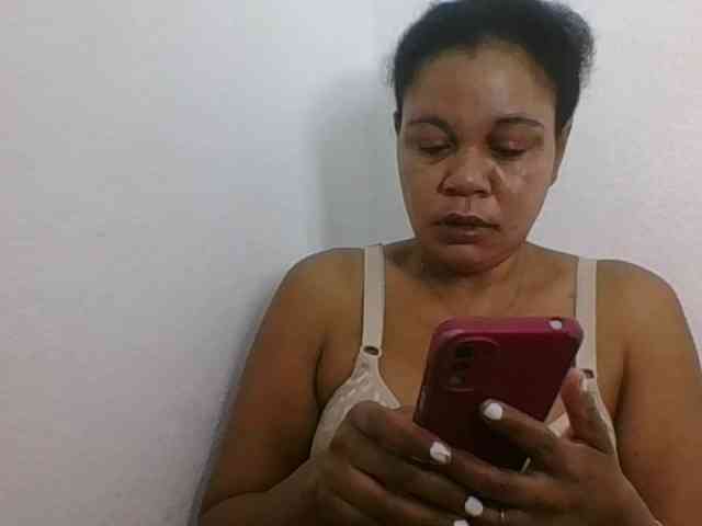JELLA1 webcam