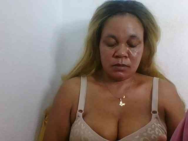 JELLA1 webcam