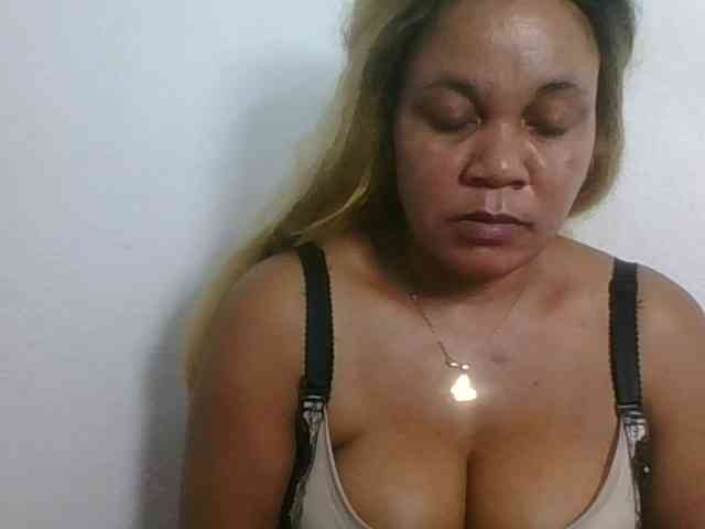 JELLA1 webcam