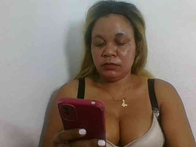 JELLA1 webcam