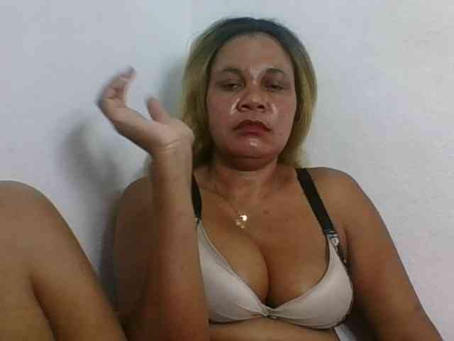 JELLA1 webcam
