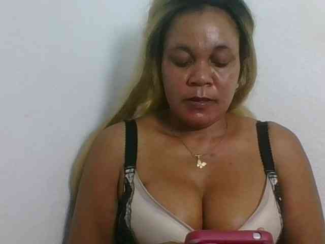 JELLA1 webcam