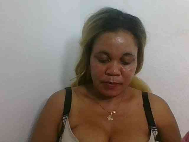 JELLA1 webcam