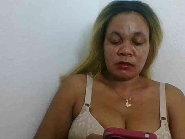 JELLA1 webcam