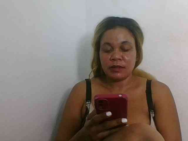 JELLA1 webcam
