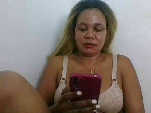 JELLA1 webcam