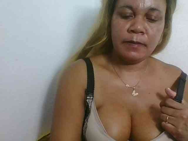 JELLA1 webcam