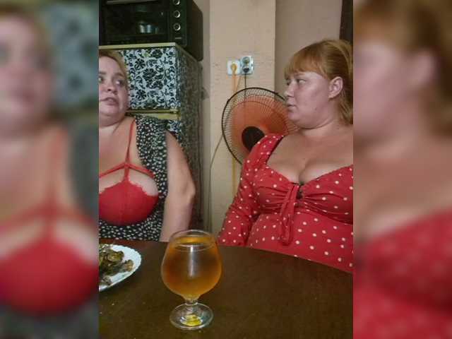 Redboobs2025 webcam