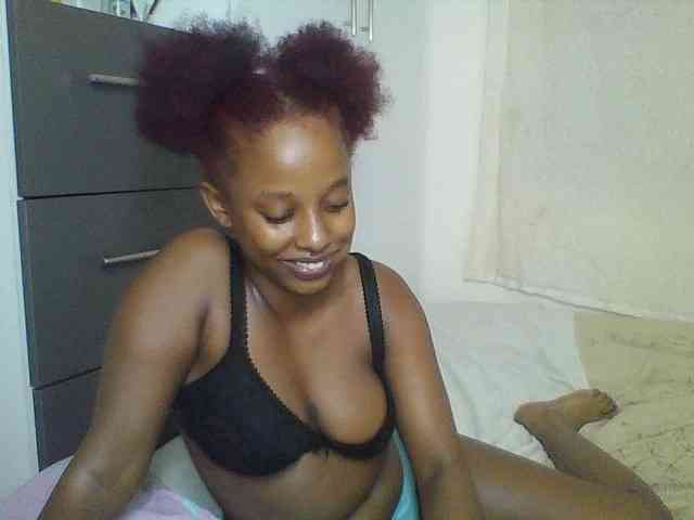 Mellaniee webcam