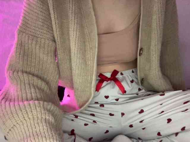 BestyBoobs webcam