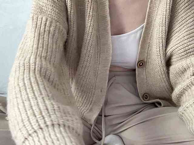 BestyBoobs webcam