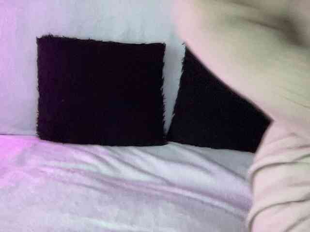 BestyBoobs webcam