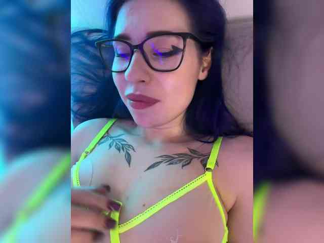 Aliisss webcam