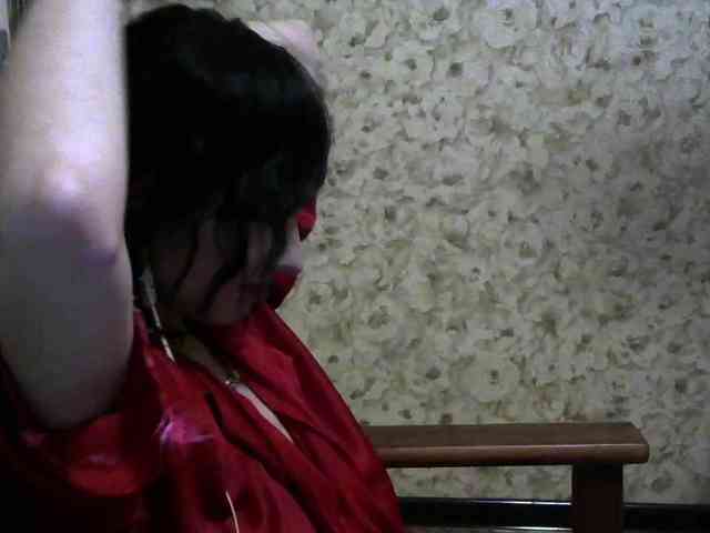 Lady_of_Perfection webcam