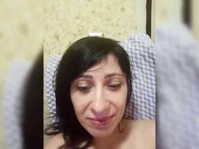 Lady_of_Perfection webcam
