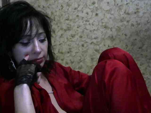 Lady_of_Perfection webcam