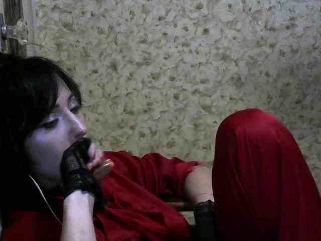 Lady_of_Perfection webcam