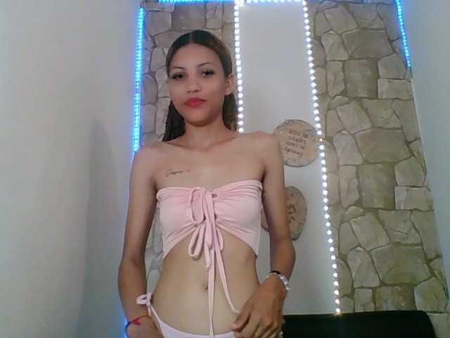 sweetlittleew webcam
