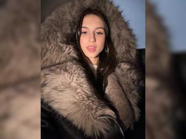 Vai a chattare su --Eva-22-- --Eva-22--