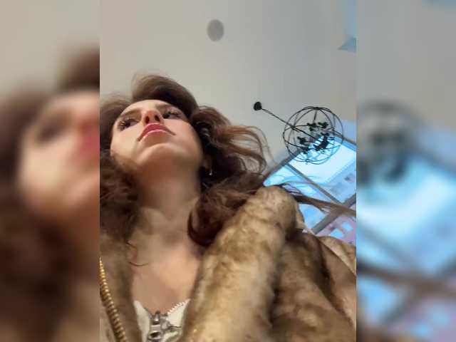 Accedi alla chat con il nickname --Eva-22-- --Eva-22--