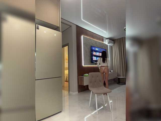 Accedi alla chat con il nickname -Eva--23- -Eva--23-