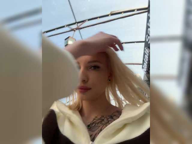 Accedi alla chat con il nickname Cristi-Candy Cristi-Candy