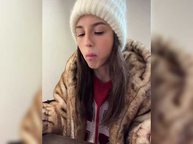 Gratis Live Sexcam mit --Eva-22-- --Eva-22--