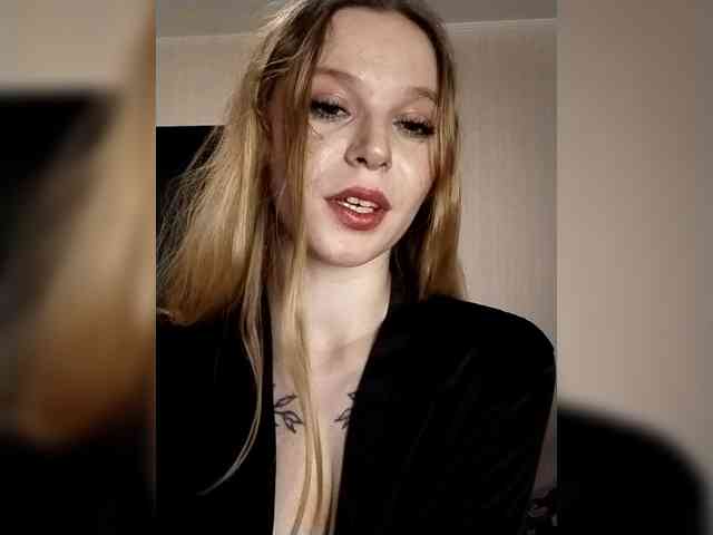 1biscuit1 webcam