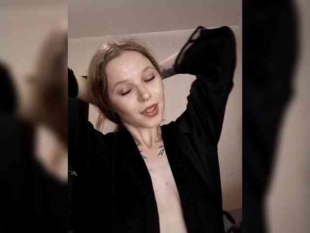 1biscuit1 webcam