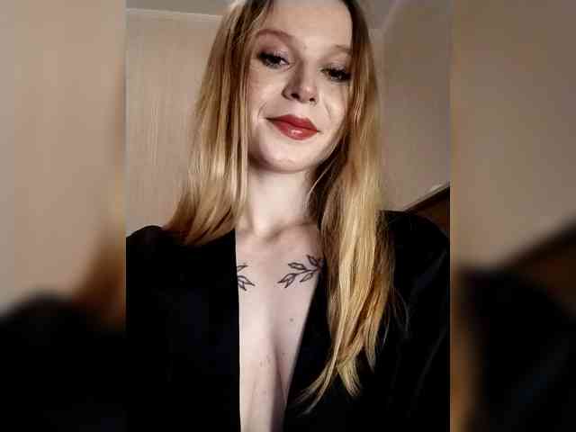 1biscuit1 webcam